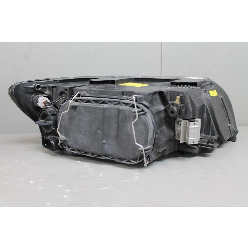 ボルボ（VOLVO） V50 右H 前期 (MB5244S) 純正 左 ハロゲン ヘッド