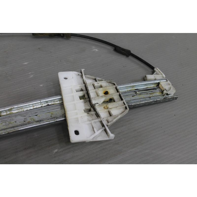 マツダ（Mazda） MPV (LW3W) 純正 コイト 破損無 動作保証 右 フロント