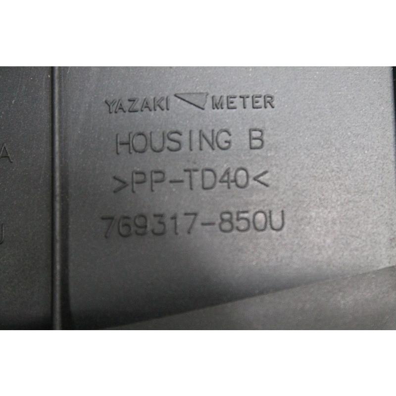 ボルボ（VOLVO） V70 T4 SE (BB4164TW) 純正 スピードメーター タコ 