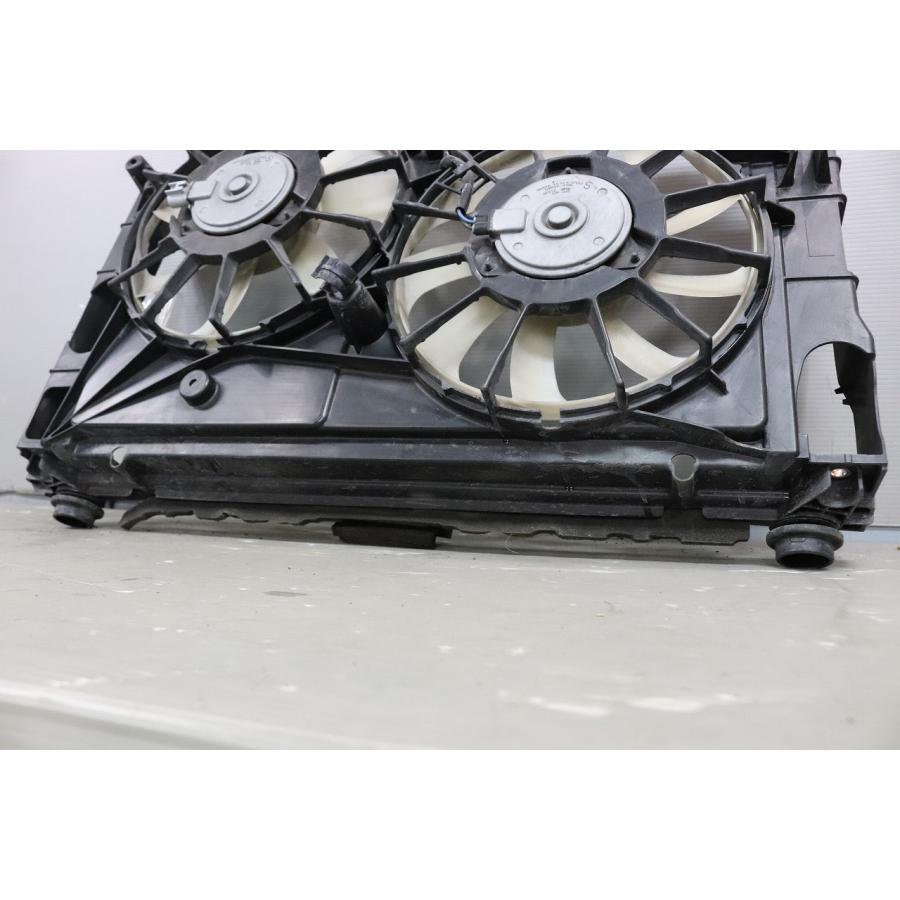 プリウス 30 G ツーリングセレクション 前期 (ZVW30) 純正 電動ファン