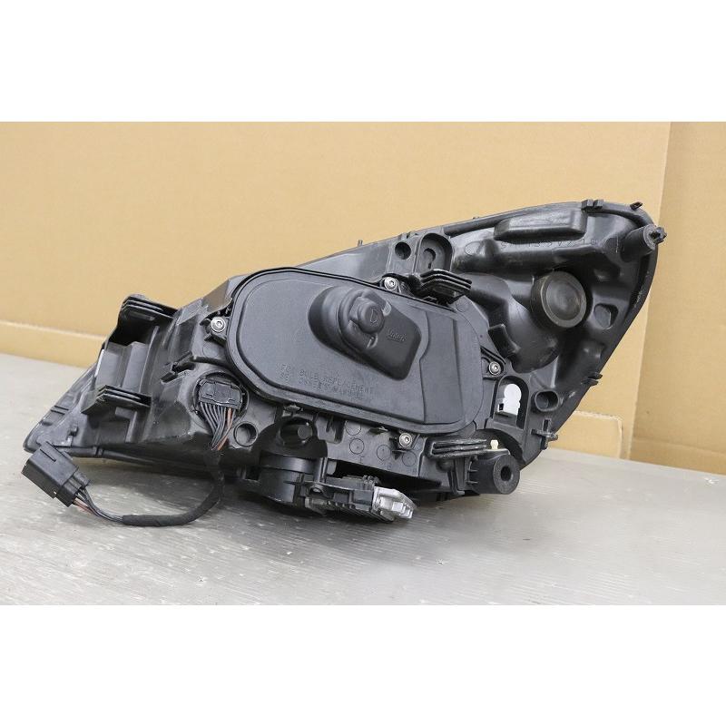 ボルボ（VOLVO） V60 (FB4164T) 純正 Valeo 破損無 動作保証 右 ヘッド