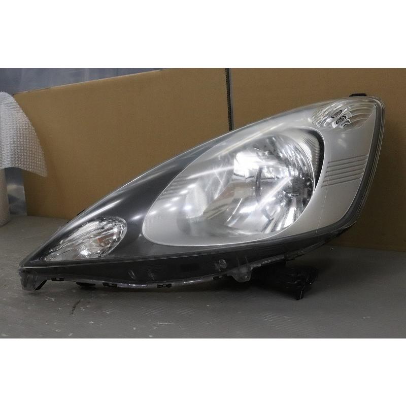 フィット　左右ヘッドライト　平成17年　 ☆(6915)平成23年 フィット GE6 ヘッドランプ左/ヘッドライト左 【参考
