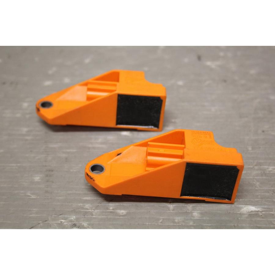 フォルクスワーゲン（Volkswagen） VW ニュービートル 右H 後期 (9C