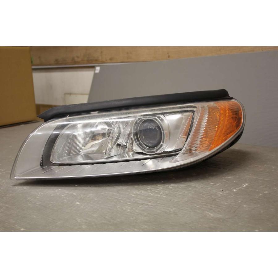 ボルボ（VOLVO） V70 T4 右H (BB4164T) 純正 左 HID ヘッドライト