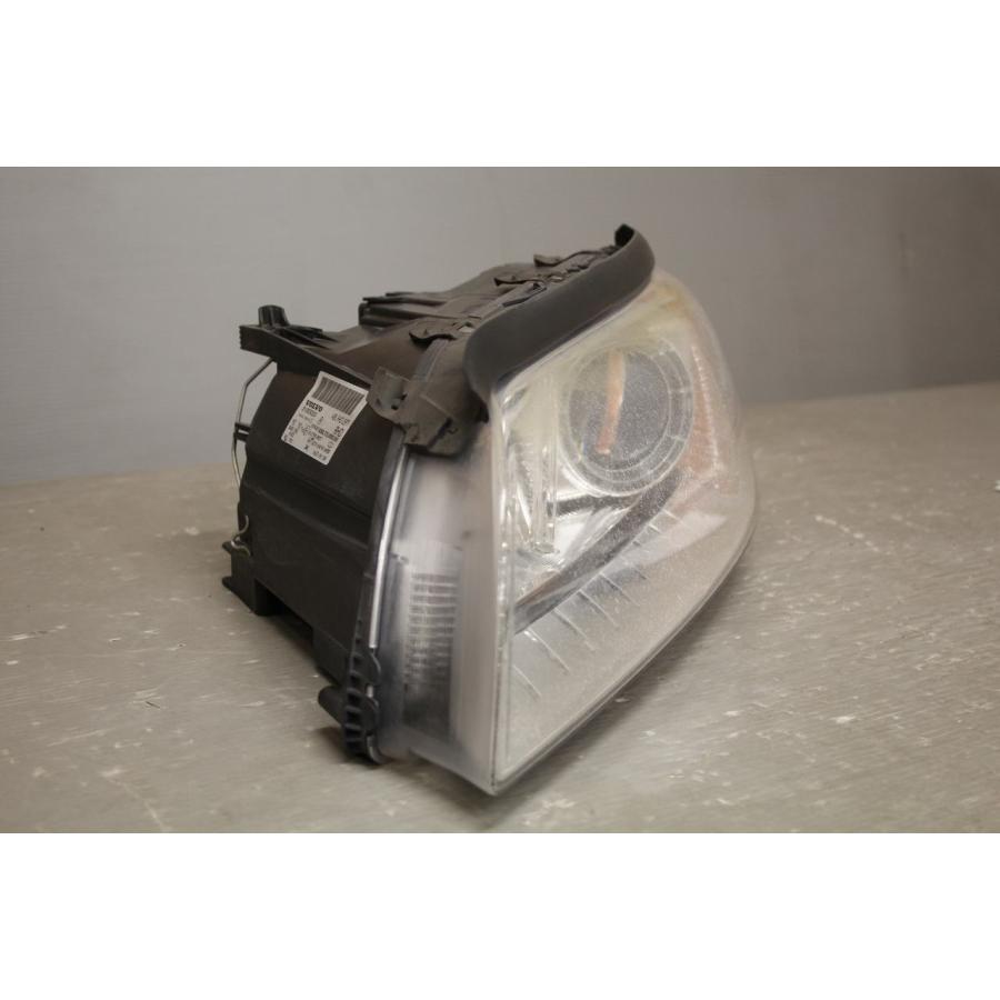 ボルボ（VOLVO） V70 T4 右H (BB4164T) 純正 左 HID ヘッドライト