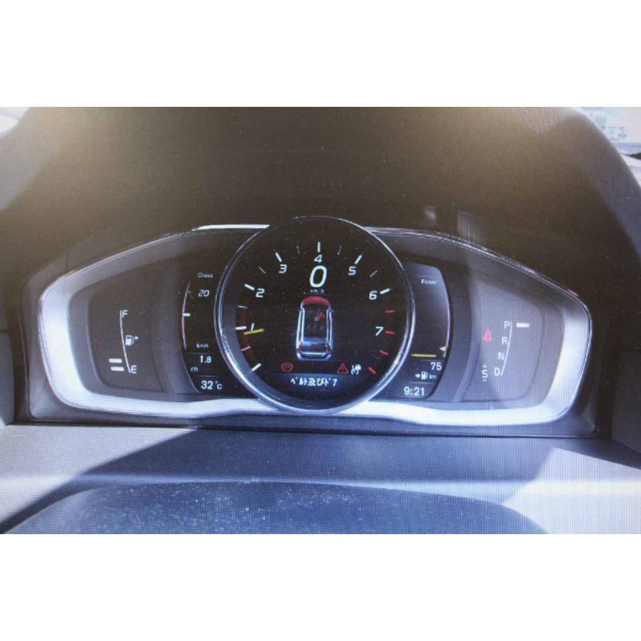 ボルボ（VOLVO） V70 T4 右H (BB4164T) 純正 スピードメーター タコ 