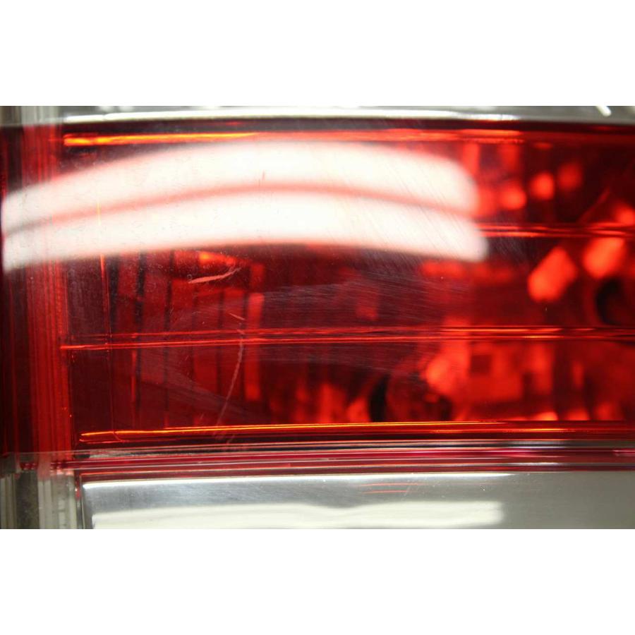 ボルボ（VOLVO） V70 T4 右H (BB4164T) 純正 左 テールランプ
