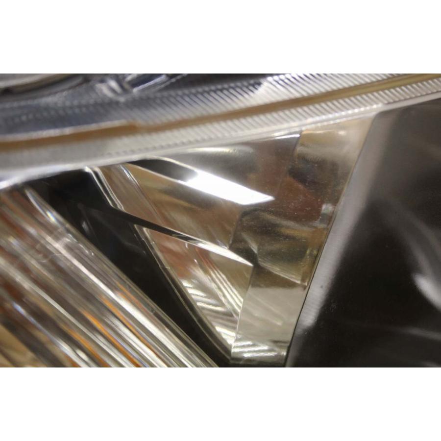 三菱（MITSUBISHI） アウトランダー 4WD (CW5W) 純正 右 HID ヘッド