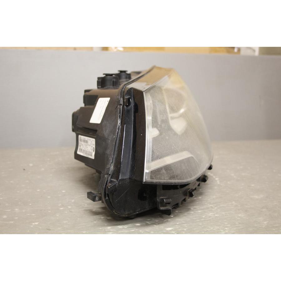 フォルクスワーゲン（Volkswagen） VW シャラン (7N) 純正 左 HID