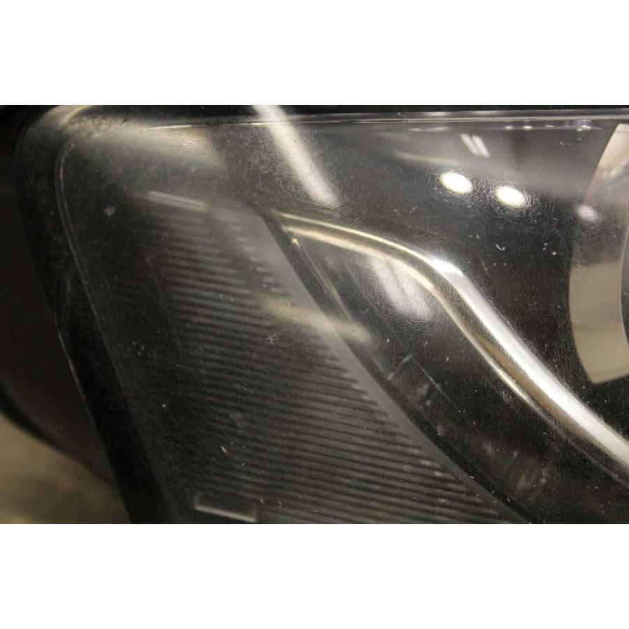 Audi（アウディ） A4 アバント 右H (8KCDNF 8K) 右 HID ヘッドライト