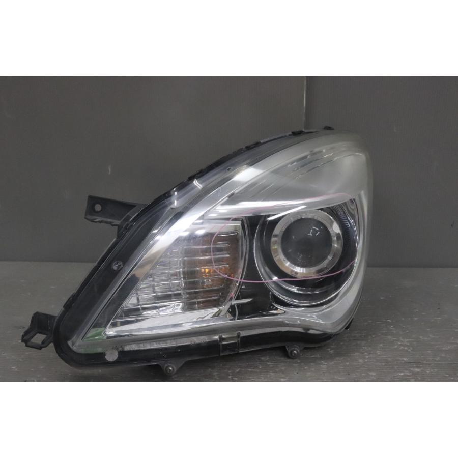 三菱（MITSUBISHI） デリカ D2 (MB15S) 純正 左 HID ヘッドライト