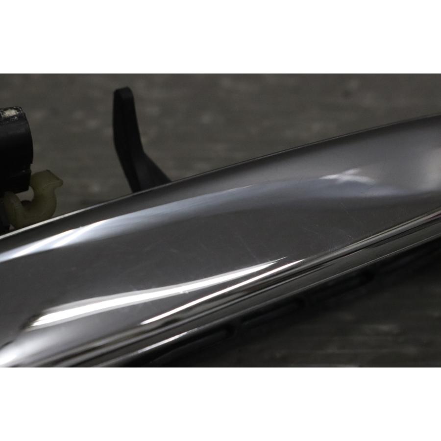 ヴォクシー 前期 (AZR60) 純正 破損無 動作保証 左後 メッキ スライド