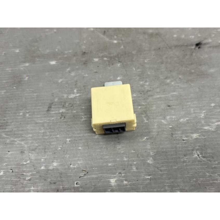 ホンダ（HONDA） S-MX (RH1) 純正 ドアロックコントロールリレー G118
