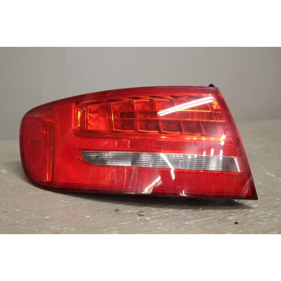 Audi（アウディ） A4 1.8T アバント 右H (8K 8KCDH) 純正 左
