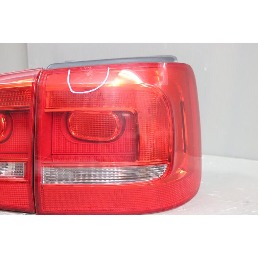 VW ゴルフ トゥーラン TSI ハイライン 1T 左 フィニッシャーランプ フォルクスワーゲン（Volkswagen） VW トゥーラン TSI (1TCAV 1T) 純正