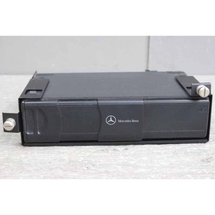 SLK メルセデスベンツ 6連奏CDチェンジャー カセットデッキ R170 Mercedes-Benz（メルセデス・ベンツ） メルセデス ベンツ SLK230