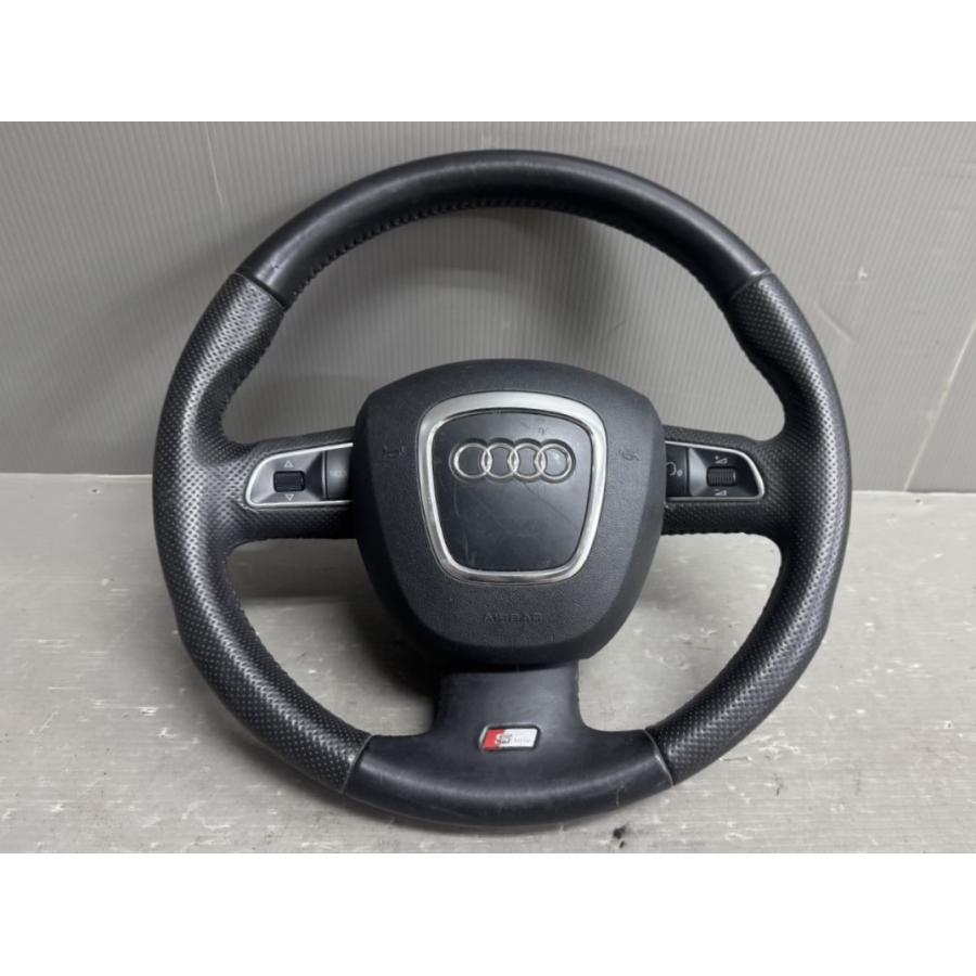 アウディ　ステアリング Audi（アウディ） A4 アバント 2.0 S line TFSI 右H (8KCDNF 8K) 純正