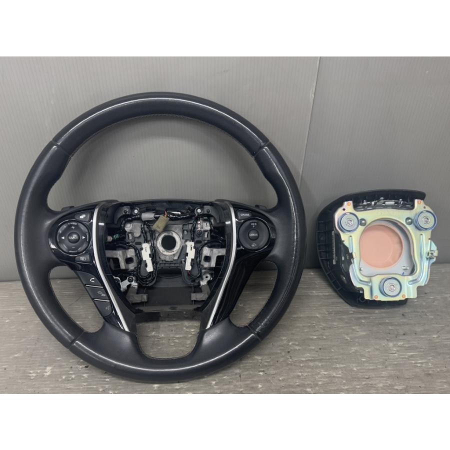 オデッセイ（ODYSSEY） アブソルート 前期 (RC1) 純正 ステアリング