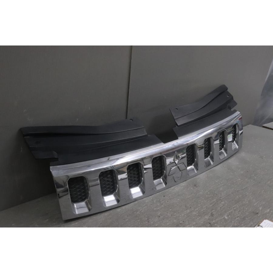 三菱（MITSUBISHI） デリカ D5 前期 (CV5W CV1W) 純正 メッキ フロント