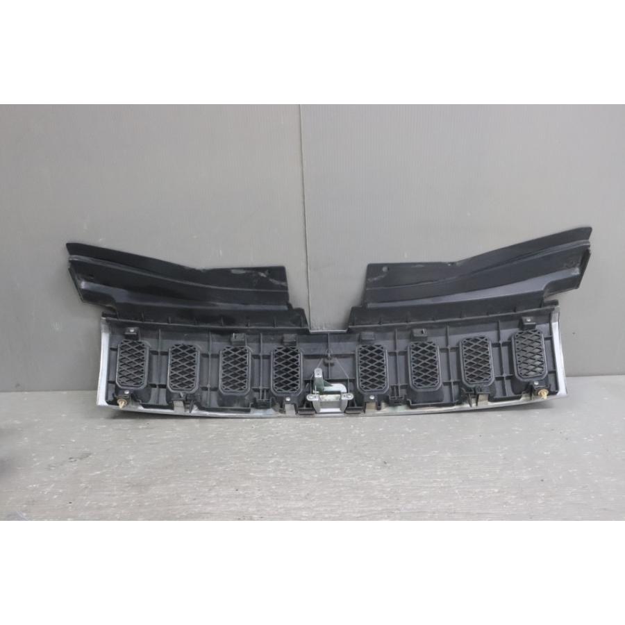 三菱（MITSUBISHI） デリカ D5 前期 (CV5W CV1W) 純正 メッキ フロント