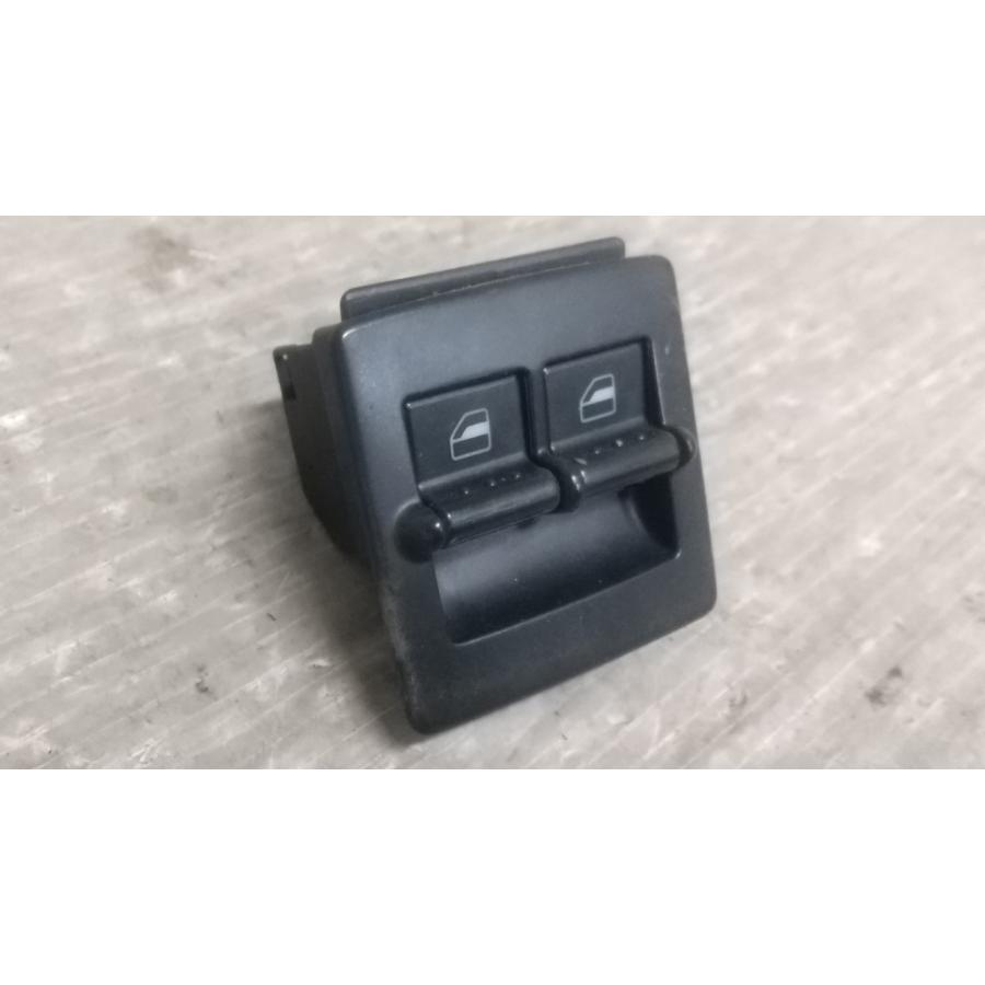 フォルクスワーゲン（Volkswagen） VW ニュービートル 2.0 右H 前期