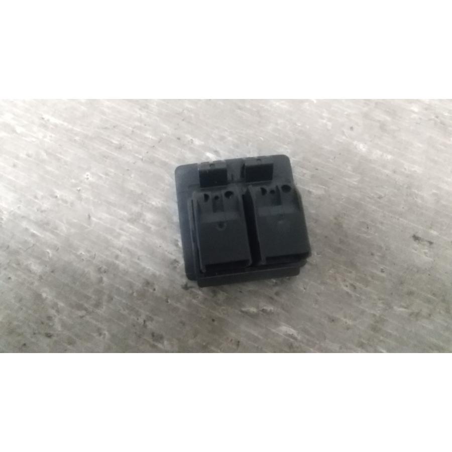 フォルクスワーゲン（Volkswagen） VW ニュービートル 2.0 右H 前期