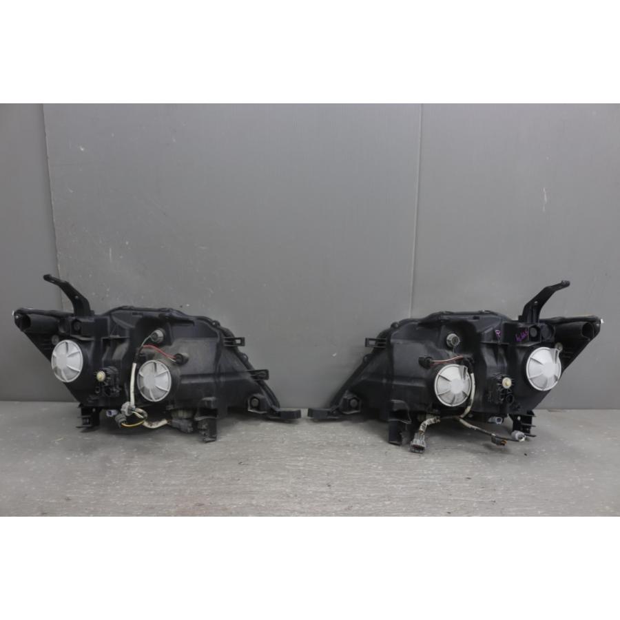 セレナ 日産 ハイウェイスター (FC26 C26) コイト ヘッドライト HID