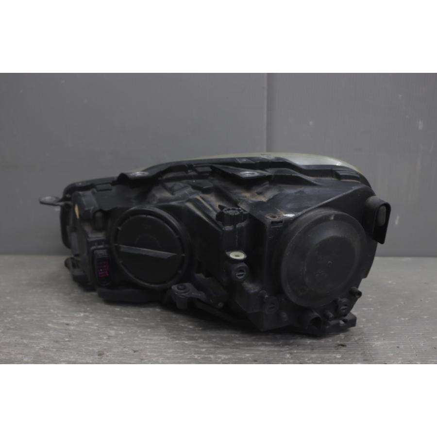 フォルクスワーゲン（Volkswagen） VW ゴルフ ヴァリアント 右H