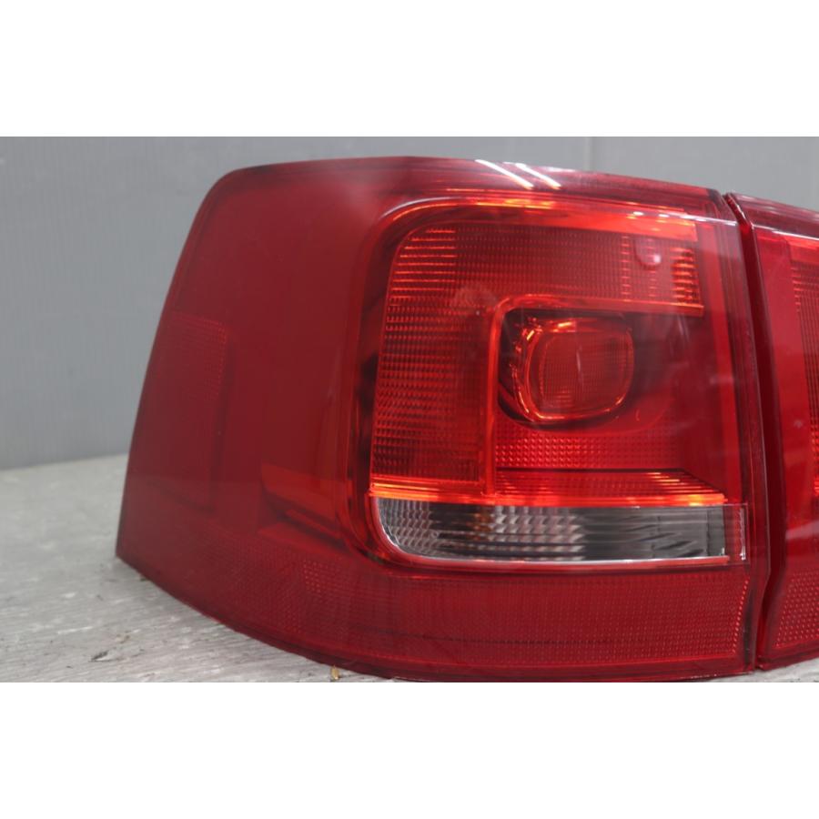 フォルクスワーゲン（Volkswagen） VW シャラン 右H (7NCAV 7N) 純正