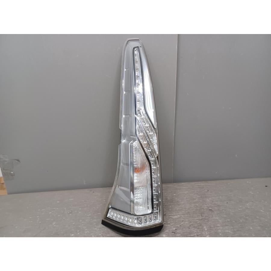 コト LEDテールランプ 220-23682 日本製 日産セレナ HFC26 コト LEDテールランプ 220-23682 日本製 日産セレナ HFC26