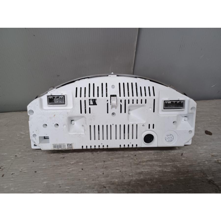ホンダ（HONDA） レジェンド (KB1) 純正 スピードメーター 139241km