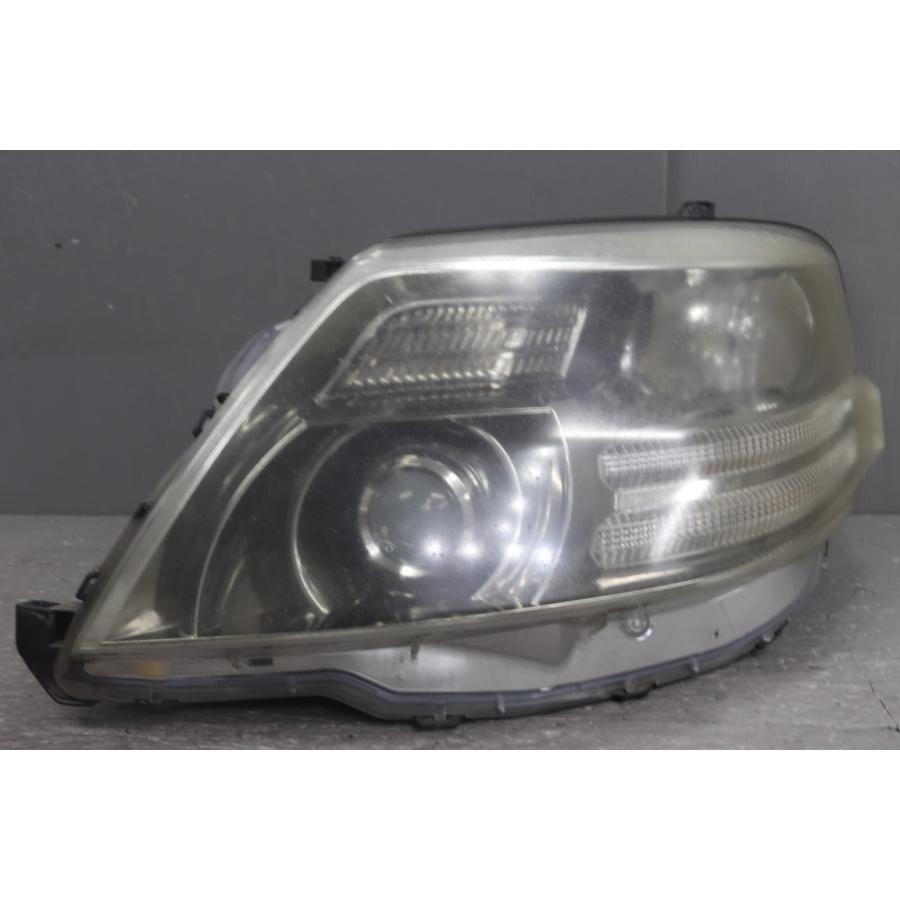 アルファード トヨタ 10 3.0MS リミテッド 後期 (MNH10 ANH10) 左 HID