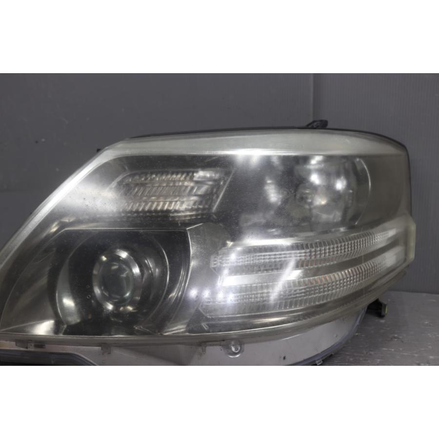 アルファード トヨタ 10 3.0MS リミテッド 後期 (MNH10 ANH10) 左 HID