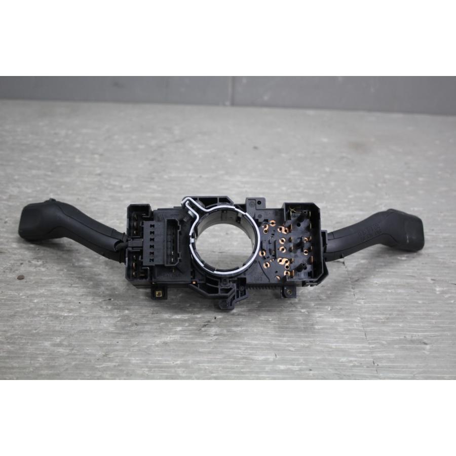 フォルクスワーゲン（Volkswagen） VW ニュービートル 右H 前期(9C