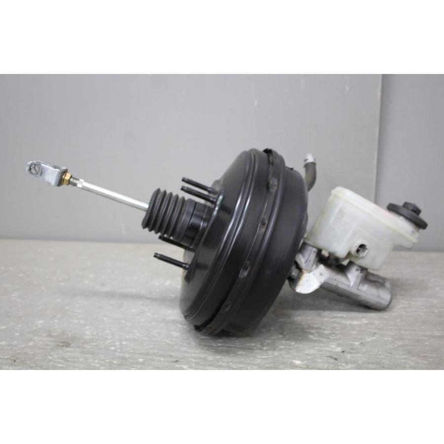 ハイエース　ブレーキマスターバックCBF-TRH200V　44610-26790 ハイエース グランドハイエース (VCH28K) 純正 ブレーキマスターバック