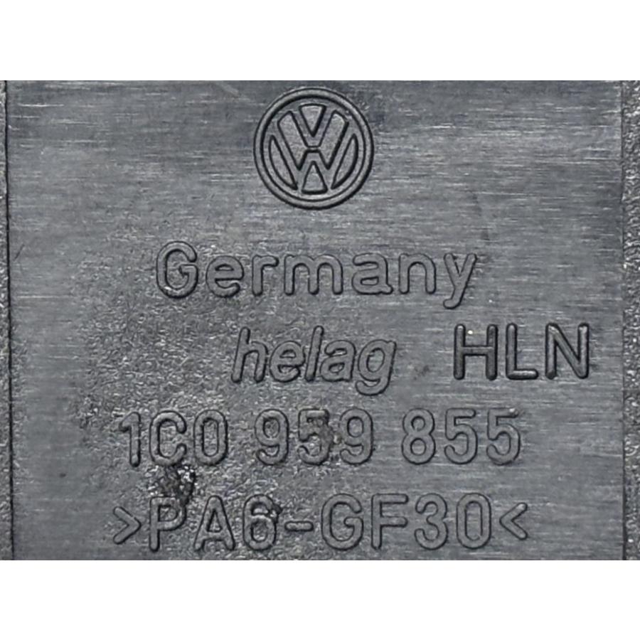 フォルクスワーゲン（Volkswagen） VW ニュービートル 2.0 左ハンドル