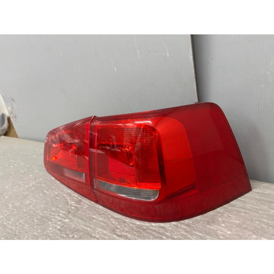 フォルクスワーゲン（Volkswagen） VW シャラン (7NCAV 7N) 純正 右