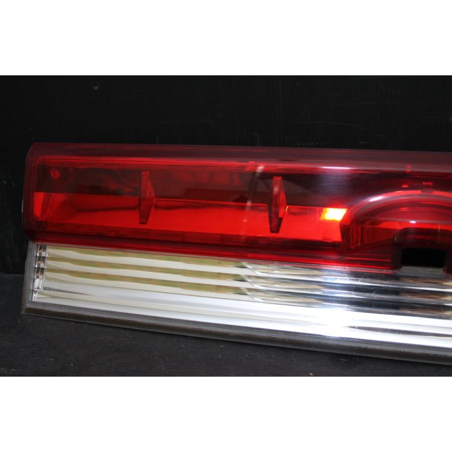 三菱（MITSUBISHI） デリカ D5 C2 M-POWER (CV5W CV5WLTMH2) 純正 リア