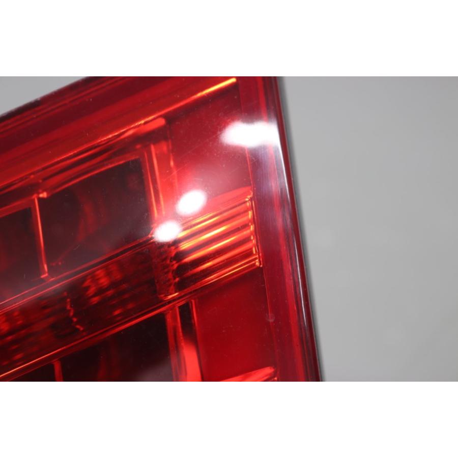 Audi（アウディ） A4 アバント (8K B8 8KCDH) 右テールランプ
