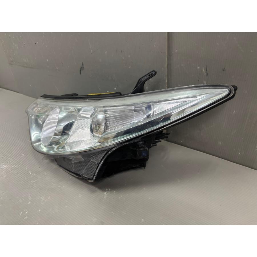 エスティマ アエラス G エディション 前期 (ACR50) 左 HID ヘッド