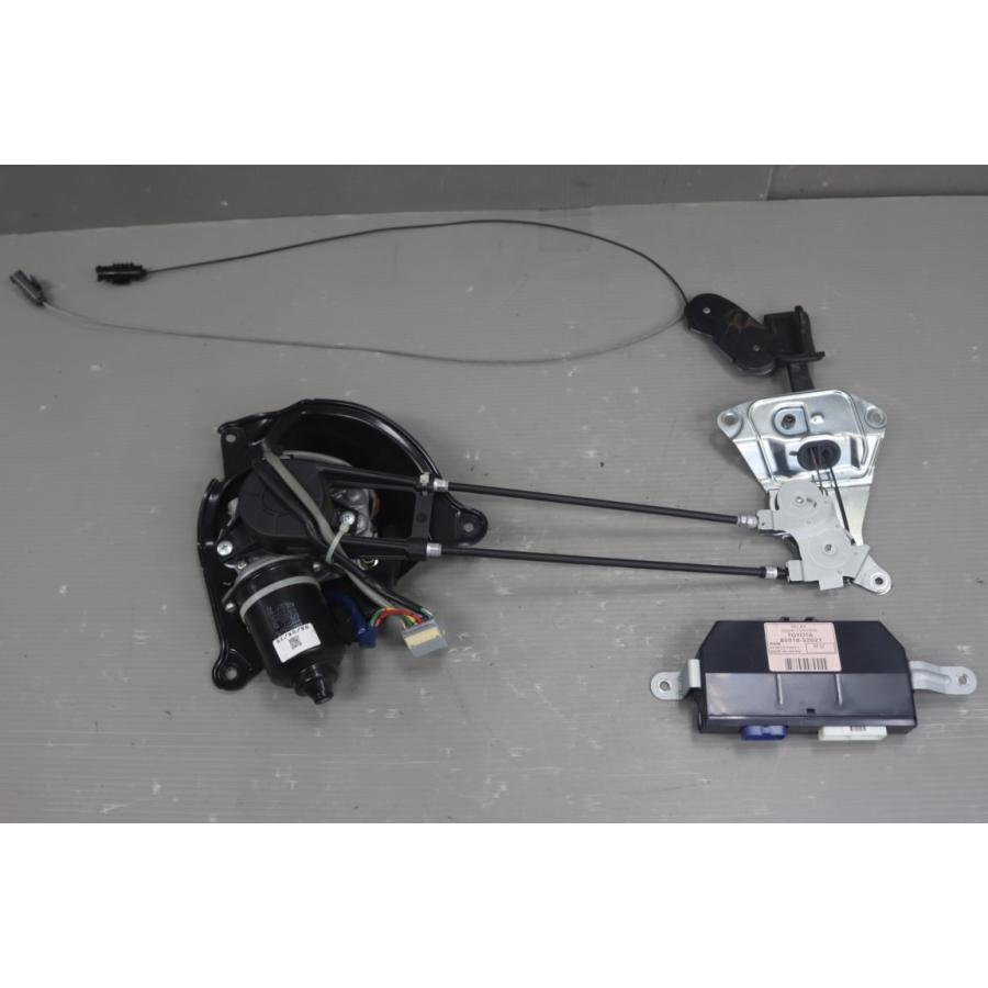 ポルテ トヨタ 150R 前期 (NNP11) 純正 左パワースライドドアモーター