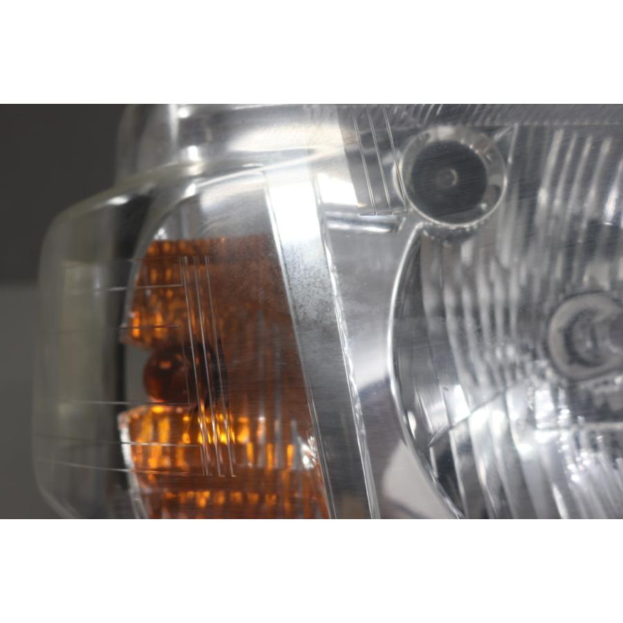 日産NV100クリッパーバン ハロゲンヘッドライト右側 中古品 日産（NISSAN） NV100 クリッパー バン DX 標準ルーフ (U71V) 純正