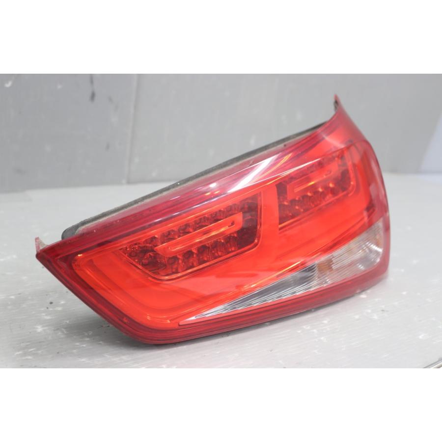 Audi（アウディ） A1 右H (8XCAX) 純正 右テールランプ LED全点灯OK