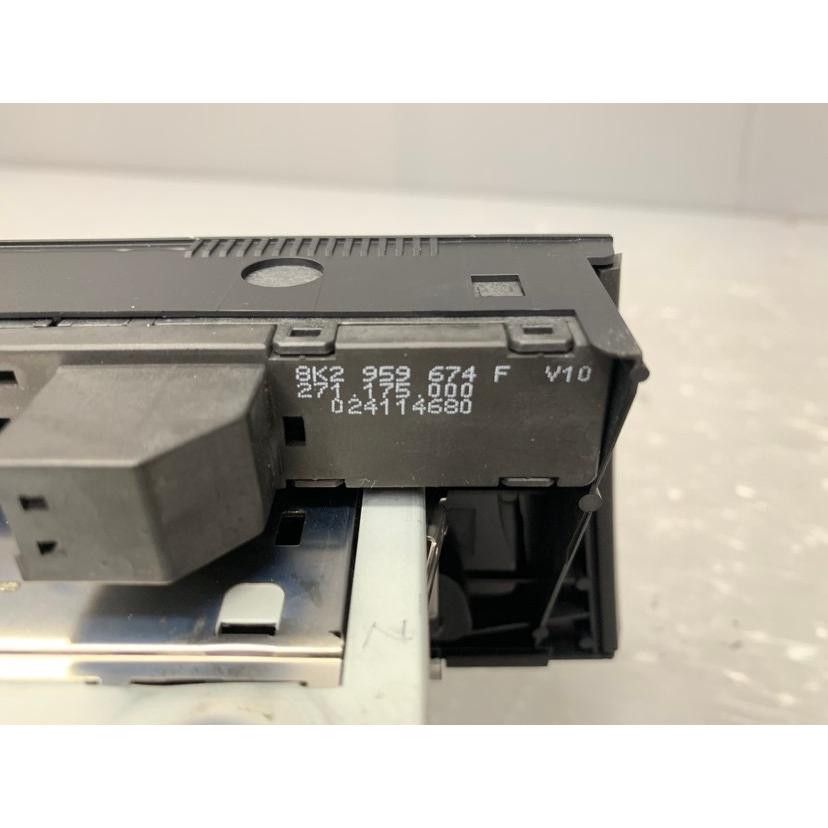 Audi（アウディ） A4 アバント (8KCDH 8K B8) 純正 MMI ナビユニット