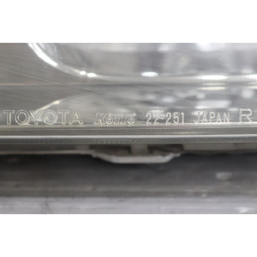 トヨタ（TOYOTA） マークII (GX100) 純正 右 ハロゲン ヘッドライト 22
