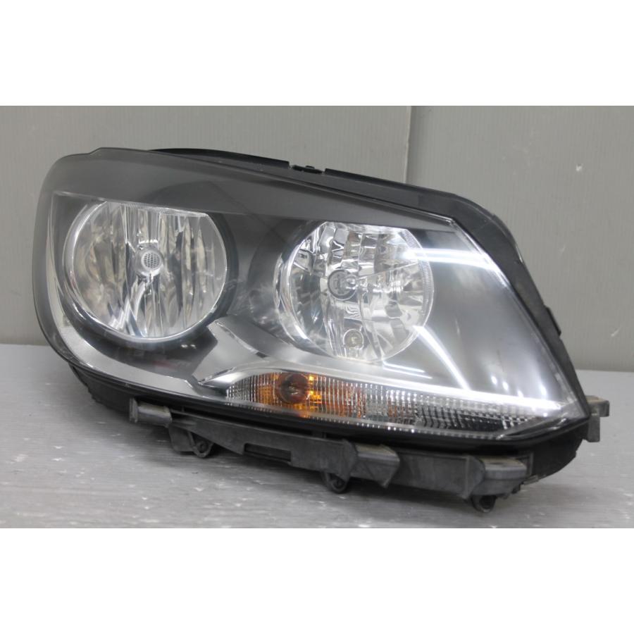 フォルクスワーゲン（Volkswagen） VW トゥーラン TSI (1T) 純正 右