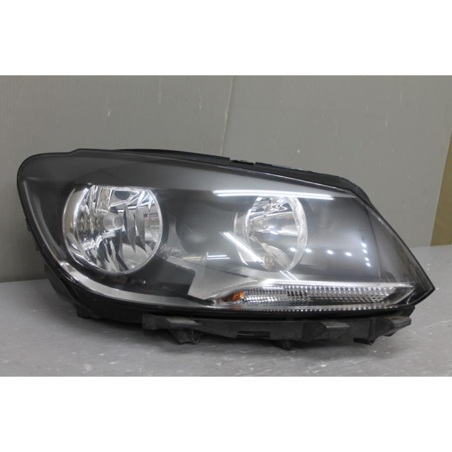 フォルクスワーゲン（Volkswagen） VW トゥーラン TSI (1T) 純正 右