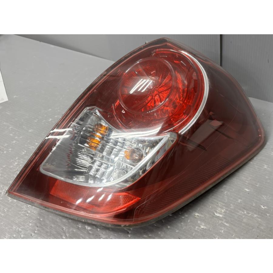 トヨタ ラクティス NCP120 純正　テール　左右セット トヨタ（TOYOTA） ラクティス X 後期 (SCP100) 純正 右 テールランプ