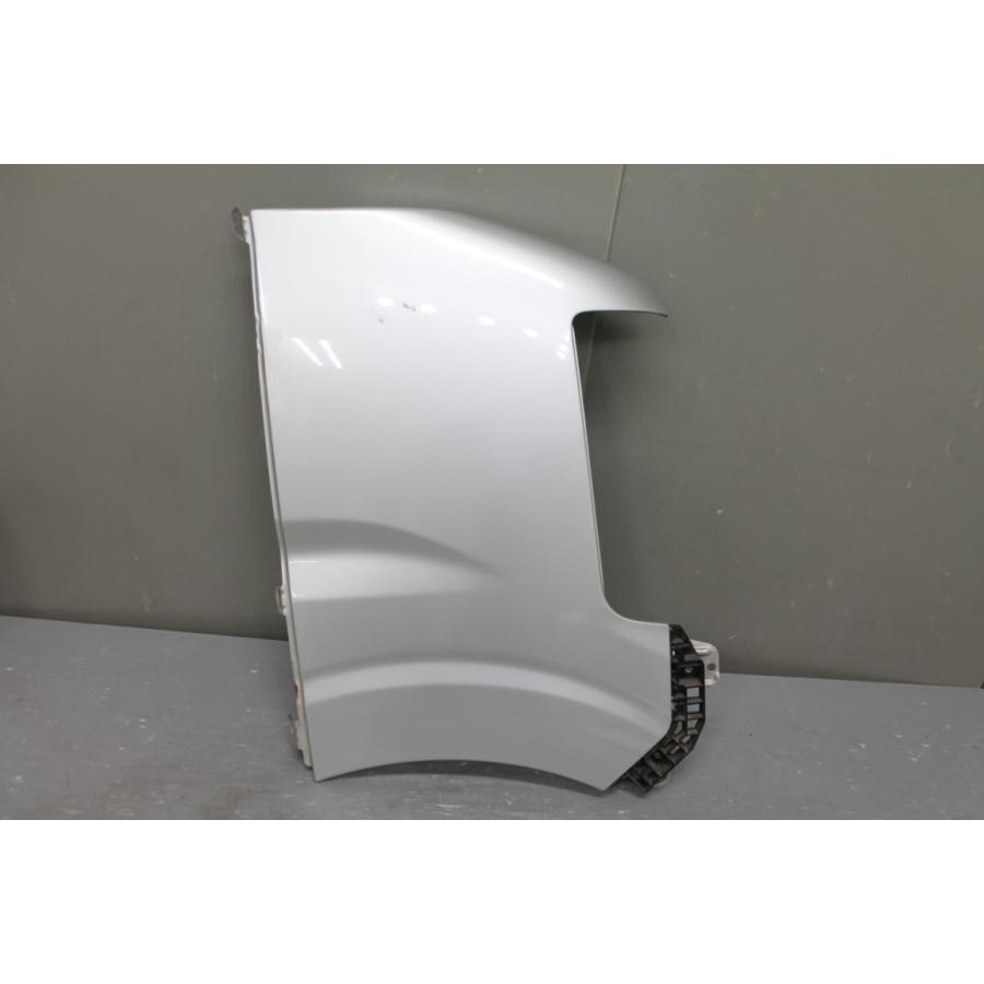 日産 NV100 クリッパー DX (DR17V) 純正 右前 フェンダーパネル