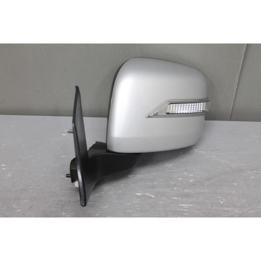 ☆希少 新品 MH23SワゴンR ドアミラー 右側☆別で左側もあります☆ ワゴンR FXリミテッド 2型 (MH23S WFXE-S2) 純正 左ドアミラー
